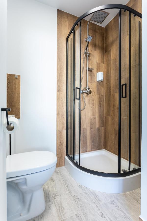 Apartamenty Dworcowa Zielona Góra Exteriör bild
