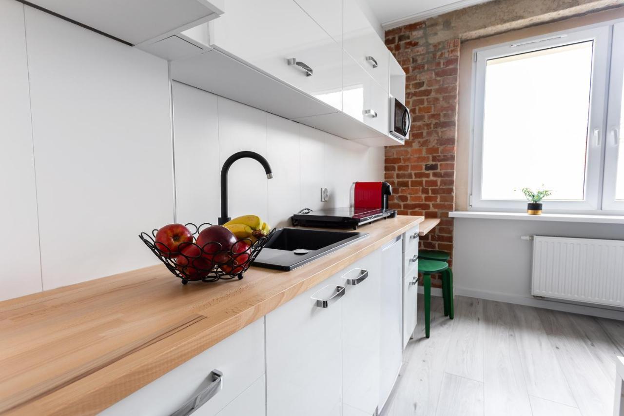Apartamenty Dworcowa Zielona Góra Exteriör bild