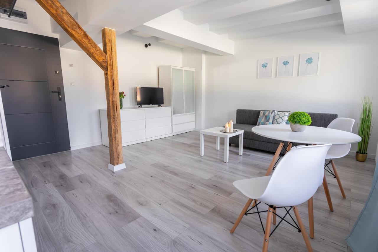 Apartamenty Dworcowa Zielona Góra Exteriör bild