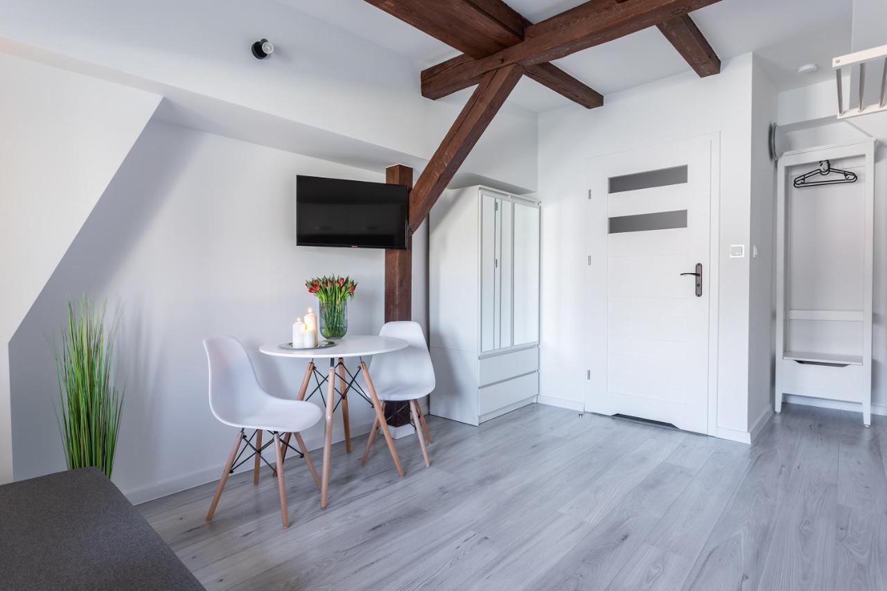 Apartamenty Dworcowa Zielona Góra Exteriör bild